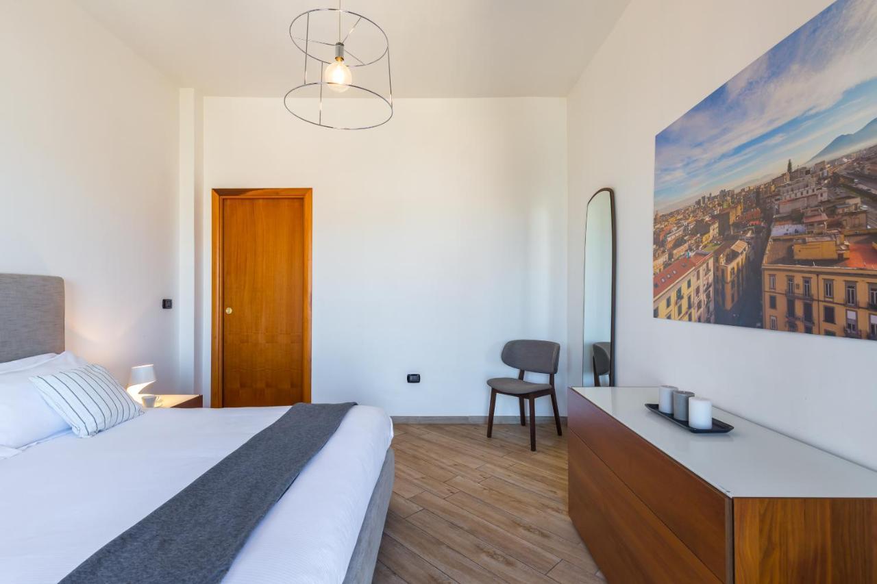 Duomo XI Apartment By Wonderful Italy Napoli Ngoại thất bức ảnh