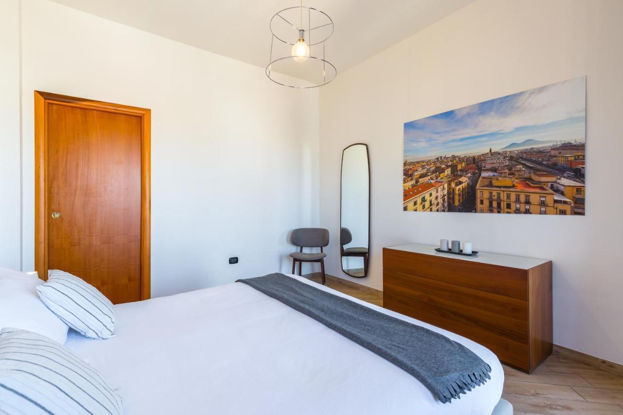 Duomo XI Apartment By Wonderful Italy Napoli Ngoại thất bức ảnh